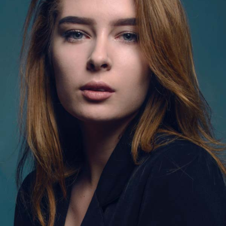 demo-attachment-599-Linda-Moore